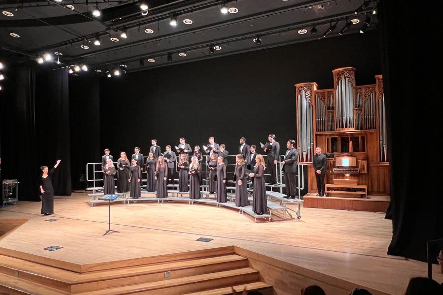 Chamber singers perform in Winifred Smith Hall